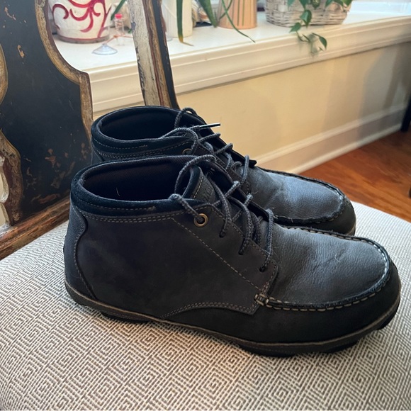 OluKai Other - Olukai short boot